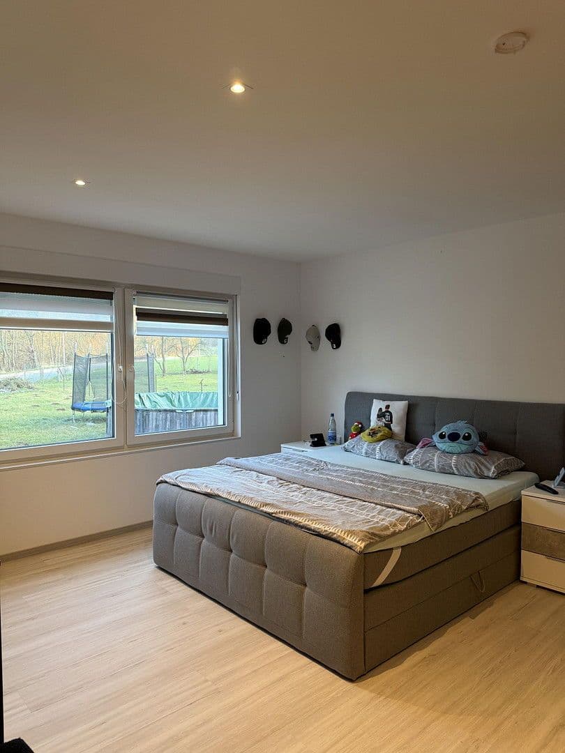 Prenájom domu 130 m², pozemek 813 m², Steinbergstr. 1, Heringen (Werra), Hesensko Prenájom domu 130 m², pozemek 813 m², Steinbergstr. 1, Heringen (Werra), Hesensko