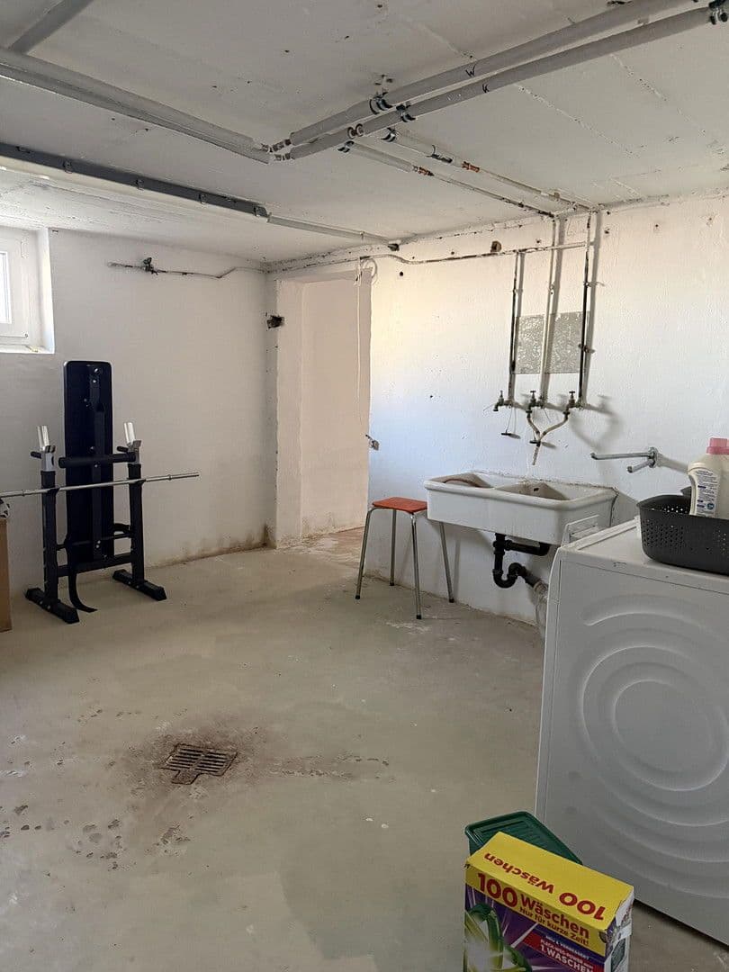 Prenájom domu 130 m², pozemek 813 m², Steinbergstr. 1, Heringen (Werra), Hesensko Prenájom domu 130 m², pozemek 813 m², Steinbergstr. 1, Heringen (Werra), Hesensko