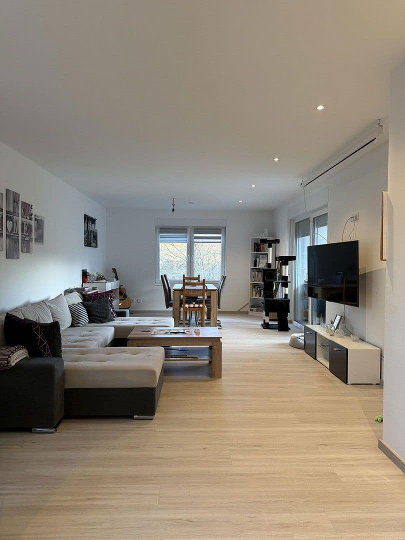 Prenájom domu 130 m², pozemek 813 m², Steinbergstr. 1, Heringen (Werra), Hesensko Prenájom domu 130 m², pozemek 813 m², Steinbergstr. 1, Heringen (Werra), Hesensko