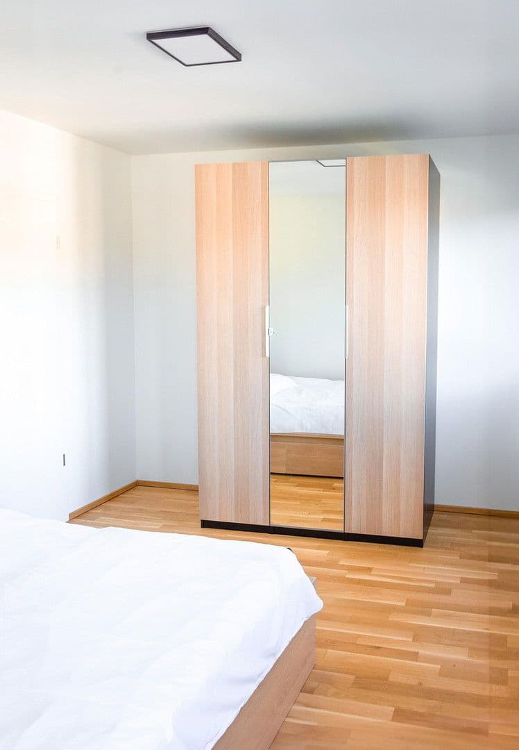 Prenájom bytu 4-izbový 108 m², Zimmererstr. 16, Augsburg, Bavorsko Prenájom bytu 4-izbový 108 m², Zimmererstr. 16, Augsburg, Bavorsko