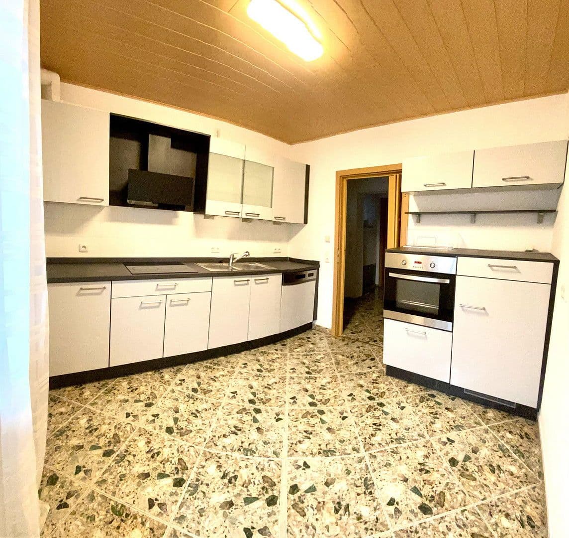 Predaj domu 211 m², pozemek 613 m², Mainleus, Bavorsko Predaj domu 211 m², pozemek 613 m², Mainleus, Bavorsko