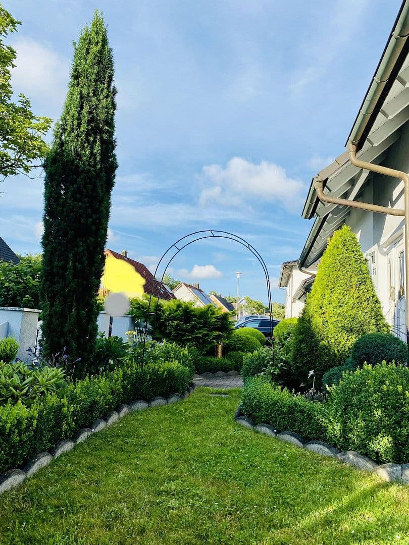 Predaj domu 211 m², pozemek 613 m², Mainleus, Bavorsko Predaj domu 211 m², pozemek 613 m², Mainleus, Bavorsko