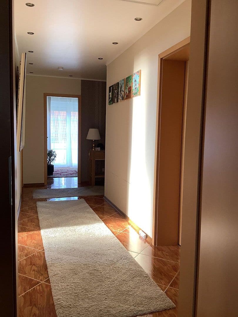 Predaj domu 211 m², pozemek 613 m², Mainleus, Bavorsko Predaj domu 211 m², pozemek 613 m², Mainleus, Bavorsko