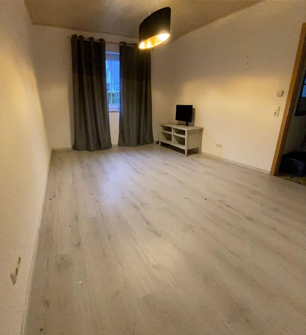 Predaj domu 211 m², pozemek 613 m², Mainleus, Bavorsko Predaj domu 211 m², pozemek 613 m², Mainleus, Bavorsko