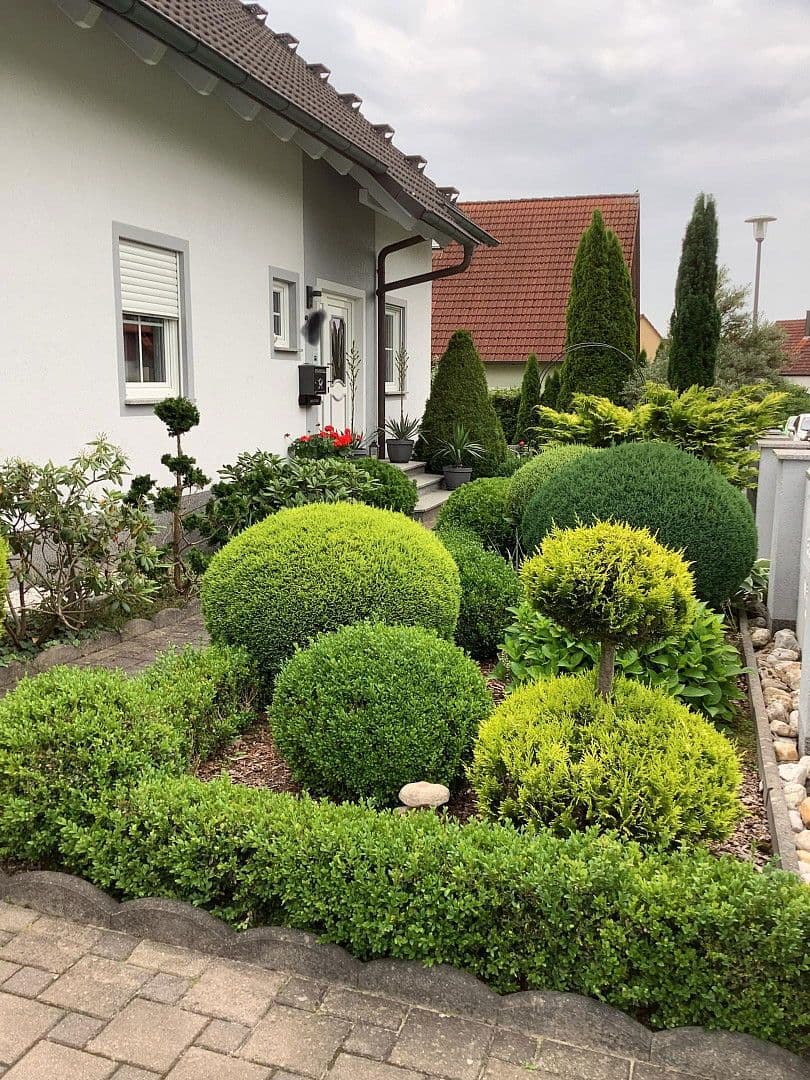 Predaj domu 211 m², pozemek 613 m², Mainleus, Bavorsko Predaj domu 211 m², pozemek 613 m², Mainleus, Bavorsko