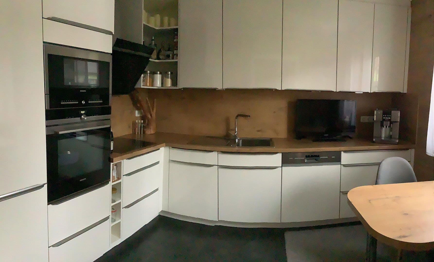 Predaj domu 211 m², pozemek 613 m², Mainleus, Bavorsko Predaj domu 211 m², pozemek 613 m², Mainleus, Bavorsko