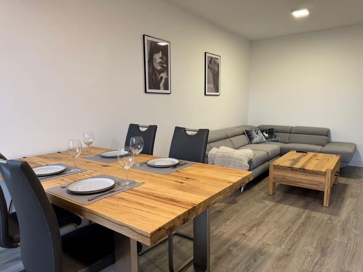 Prenájom bytu 2-izbový 56 m², Köln, Severné Porýnie - Westfálsko Prenájom bytu 2-izbový 56 m², Köln, Severné Porýnie - Westfálsko