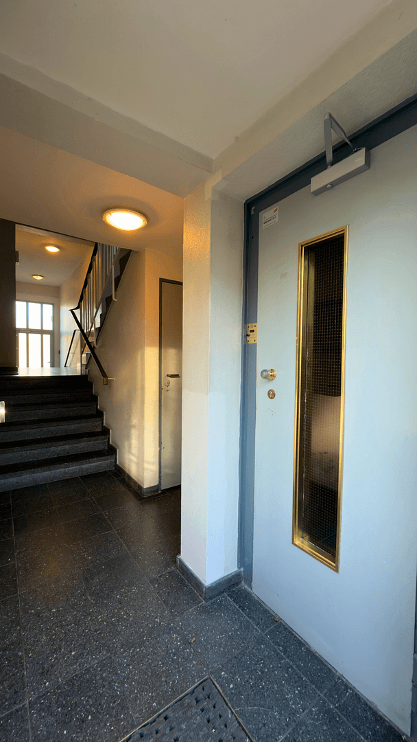 Predaj bytu 3-izbový 80 m², Berlin, Berlín Predaj bytu 3-izbový 80 m², Berlin, Berlín