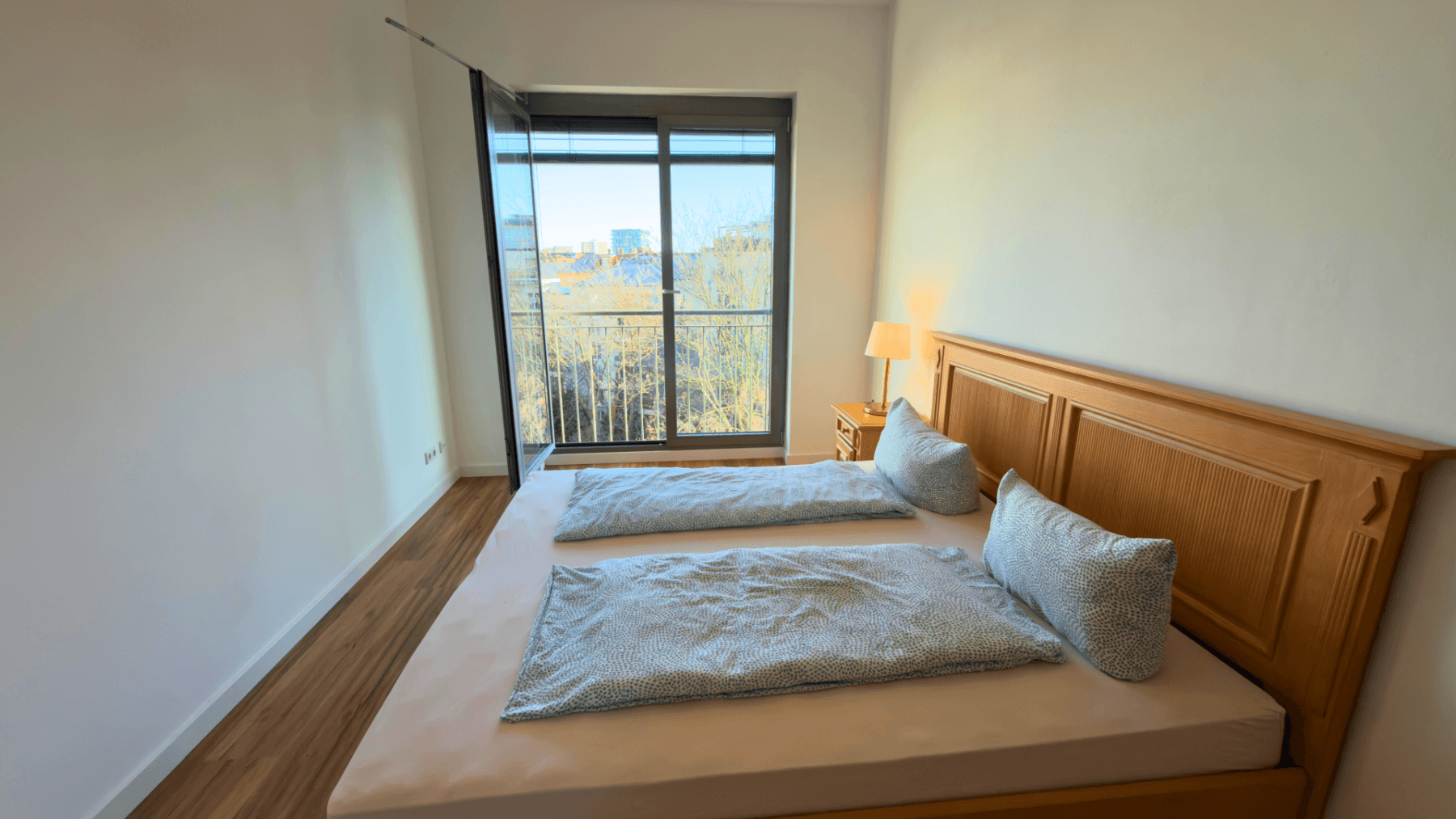 Predaj bytu 3-izbový 80 m², Berlin, Berlín Predaj bytu 3-izbový 80 m², Berlin, Berlín