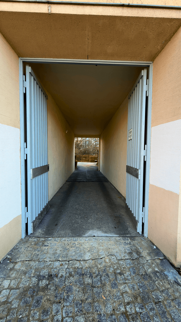 Predaj bytu 3-izbový 80 m², Berlin, Berlín Predaj bytu 3-izbový 80 m², Berlin, Berlín