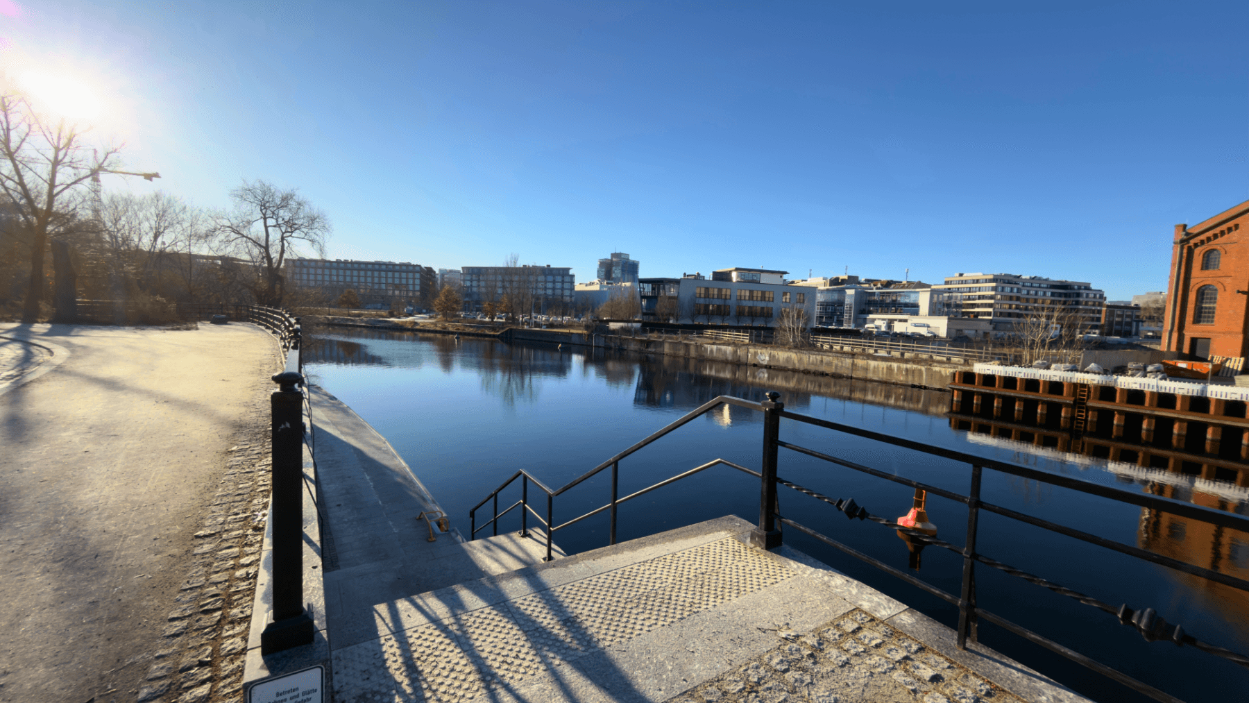 Predaj bytu 3-izbový 80 m², Berlin, Berlín Predaj bytu 3-izbový 80 m², Berlin, Berlín