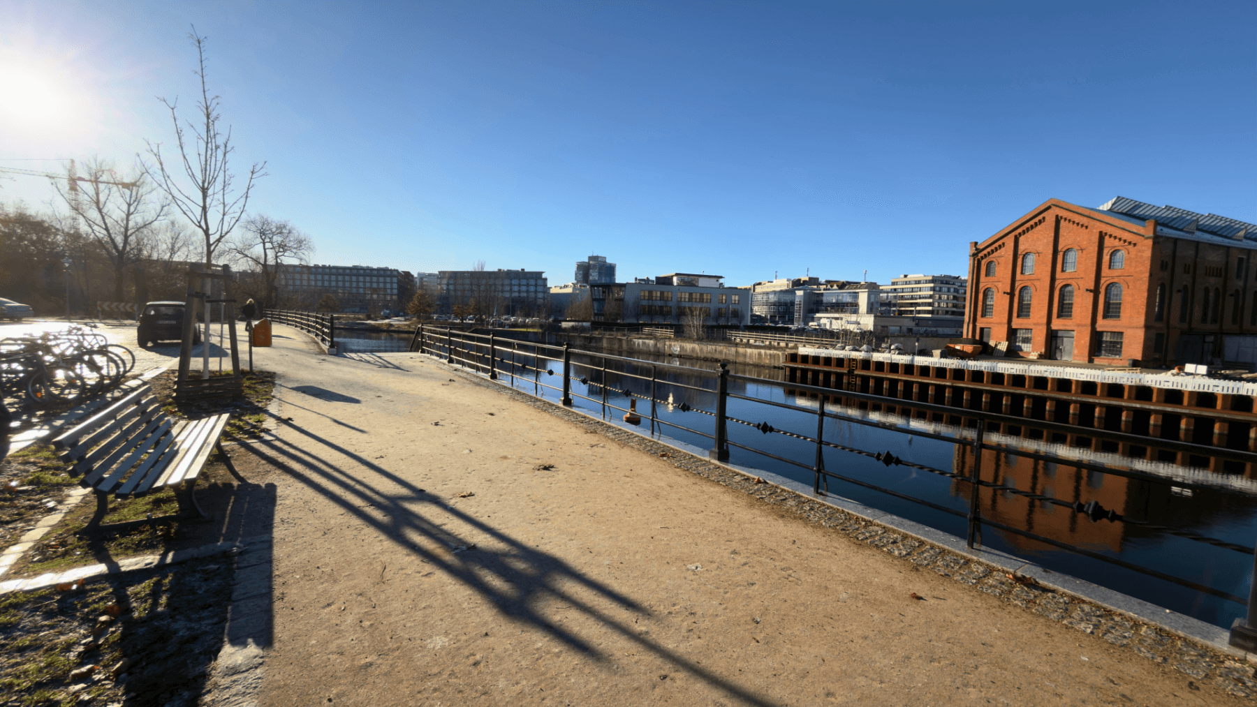 Predaj bytu 3-izbový 80 m², Berlin, Berlín Predaj bytu 3-izbový 80 m², Berlin, Berlín