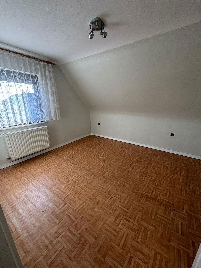 Predaj domu 105 m², pozemek 508 m², Martinshöhe, Porýnie-Falcko Predaj domu 105 m², pozemek 508 m², Martinshöhe, Porýnie-Falcko