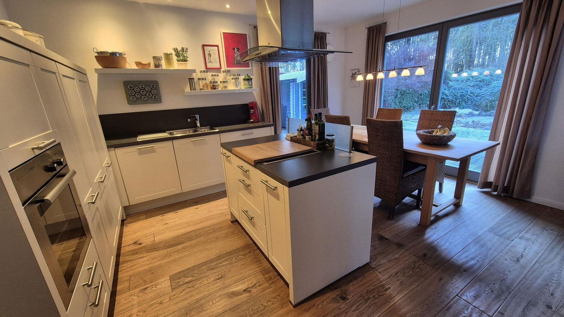 Predaj domu 172 m², pozemek 1.177 m², Hipstedt, Dolné Sasko Predaj domu 172 m², pozemek 1.177 m², Hipstedt, Dolné Sasko