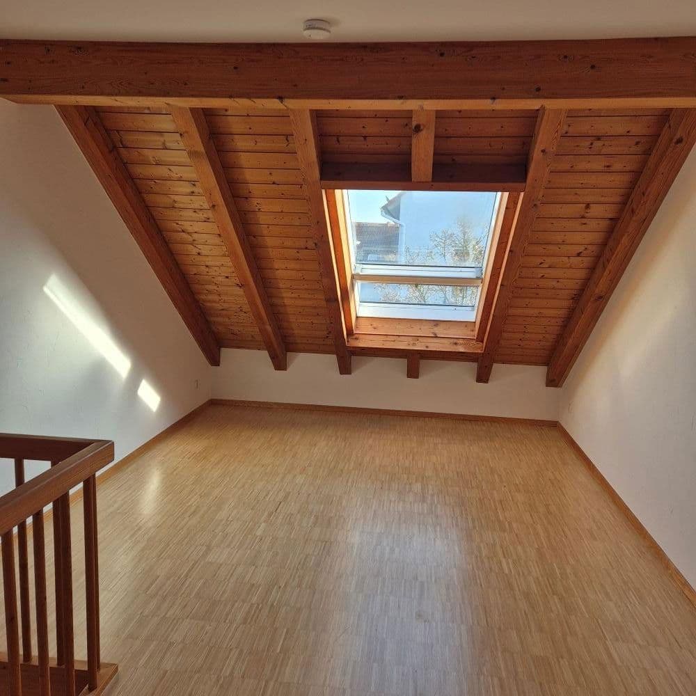 Prenájom bytu 2-izbový 65 m², Frankfurt, Hesensko Prenájom bytu 2-izbový 65 m², Frankfurt, Hesensko