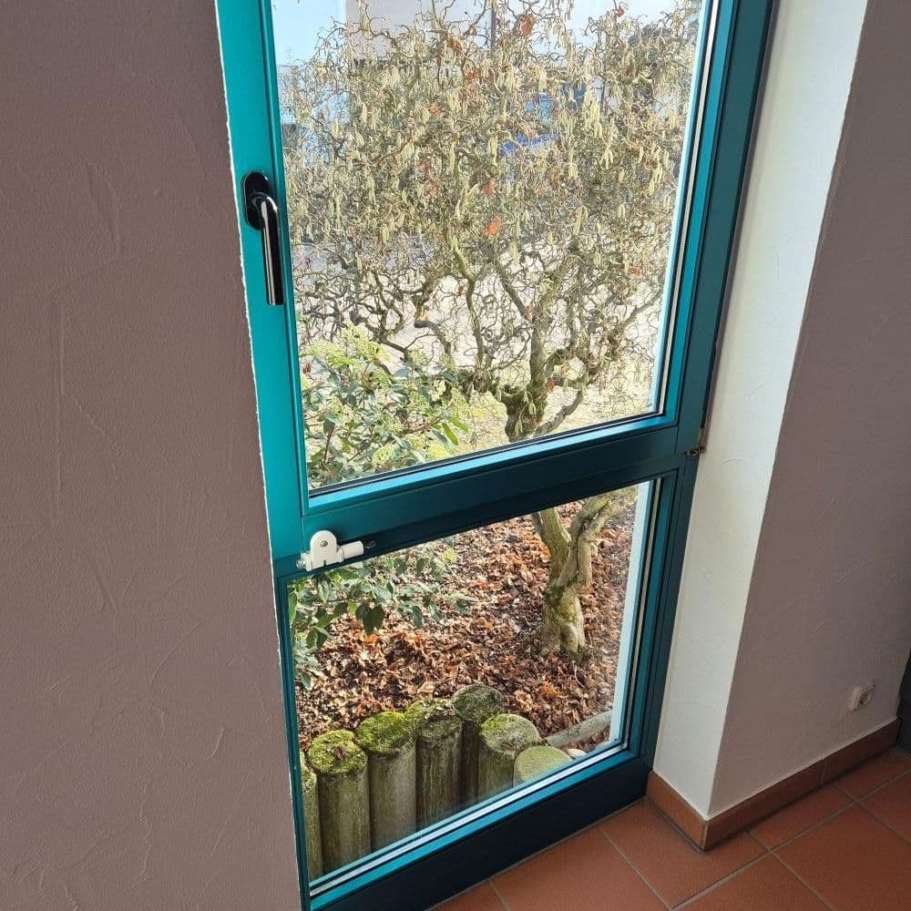 Prenájom bytu 2-izbový 65 m², Frankfurt, Hesensko Prenájom bytu 2-izbový 65 m², Frankfurt, Hesensko