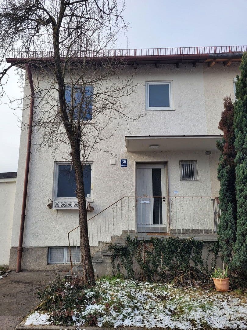 Predaj domu 124 m², pozemek 196 m², Fodermayrstr. 36, München-Moosach, Bavorsko Predaj domu 124 m², pozemek 196 m², Fodermayrstr. 36, München-Moosach, Bavorsko