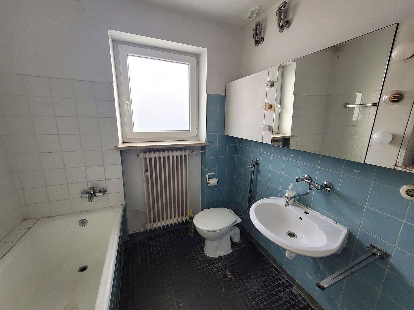 Predaj domu 124 m², pozemek 196 m², Fodermayrstr. 36, München-Moosach, Bavorsko Predaj domu 124 m², pozemek 196 m², Fodermayrstr. 36, München-Moosach, Bavorsko