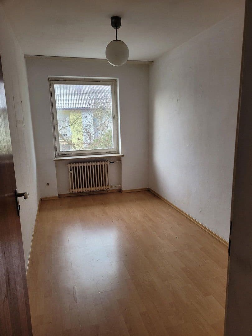 Predaj domu 124 m², pozemek 196 m², Fodermayrstr. 36, München-Moosach, Bavorsko Predaj domu 124 m², pozemek 196 m², Fodermayrstr. 36, München-Moosach, Bavorsko
