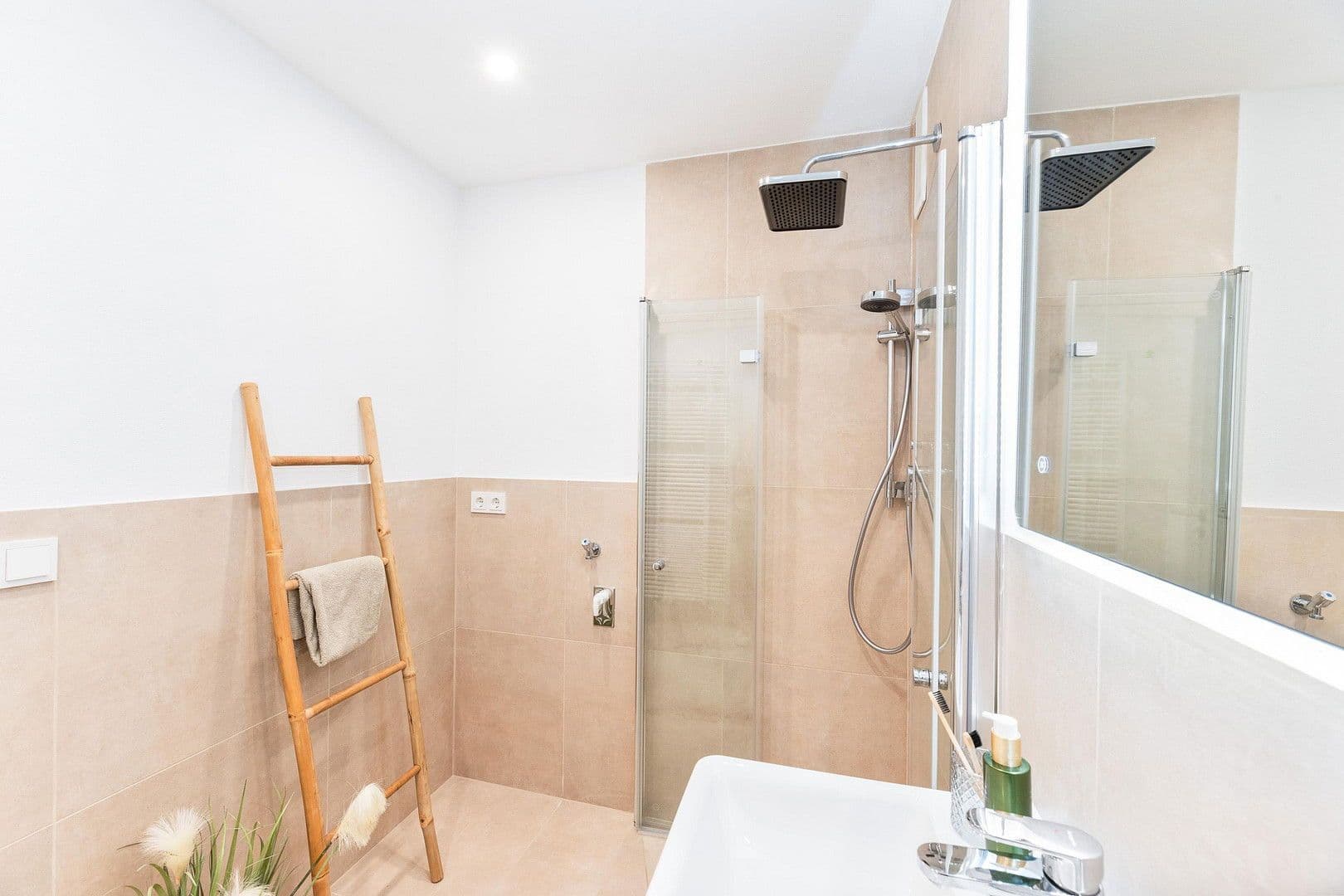 Predaj bytu 3-izbový 78 m², Engelbergstraße 34, Stuttgart, Bádensko-Wurttembersko Predaj bytu 3-izbový 78 m², Engelbergstraße 34, Stuttgart, Bádensko-Wurttembersko