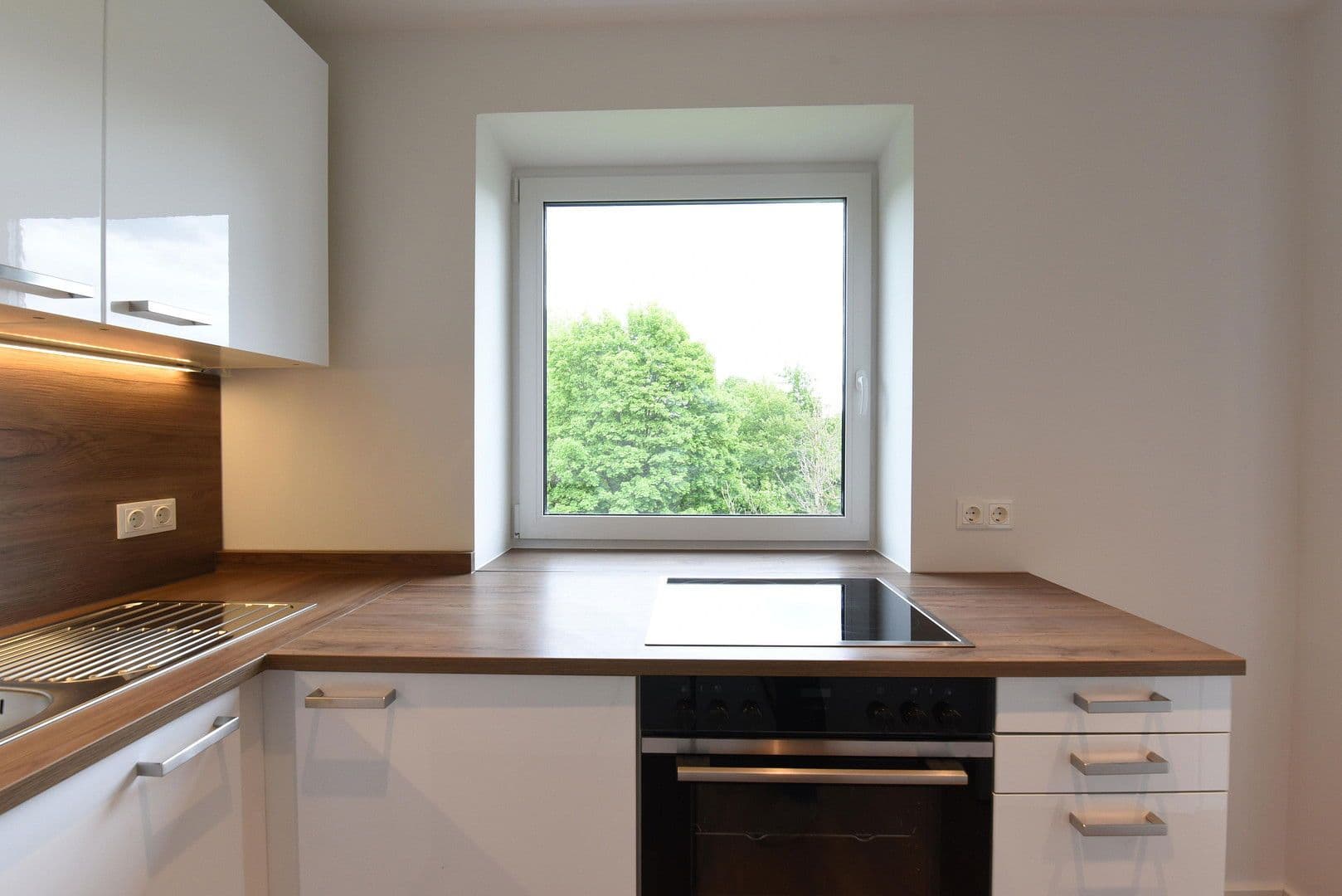 Prenájom bytu 3-izbový 67 m², Hamburg, Hamburg Prenájom bytu 3-izbový 67 m², Hamburg, Hamburg