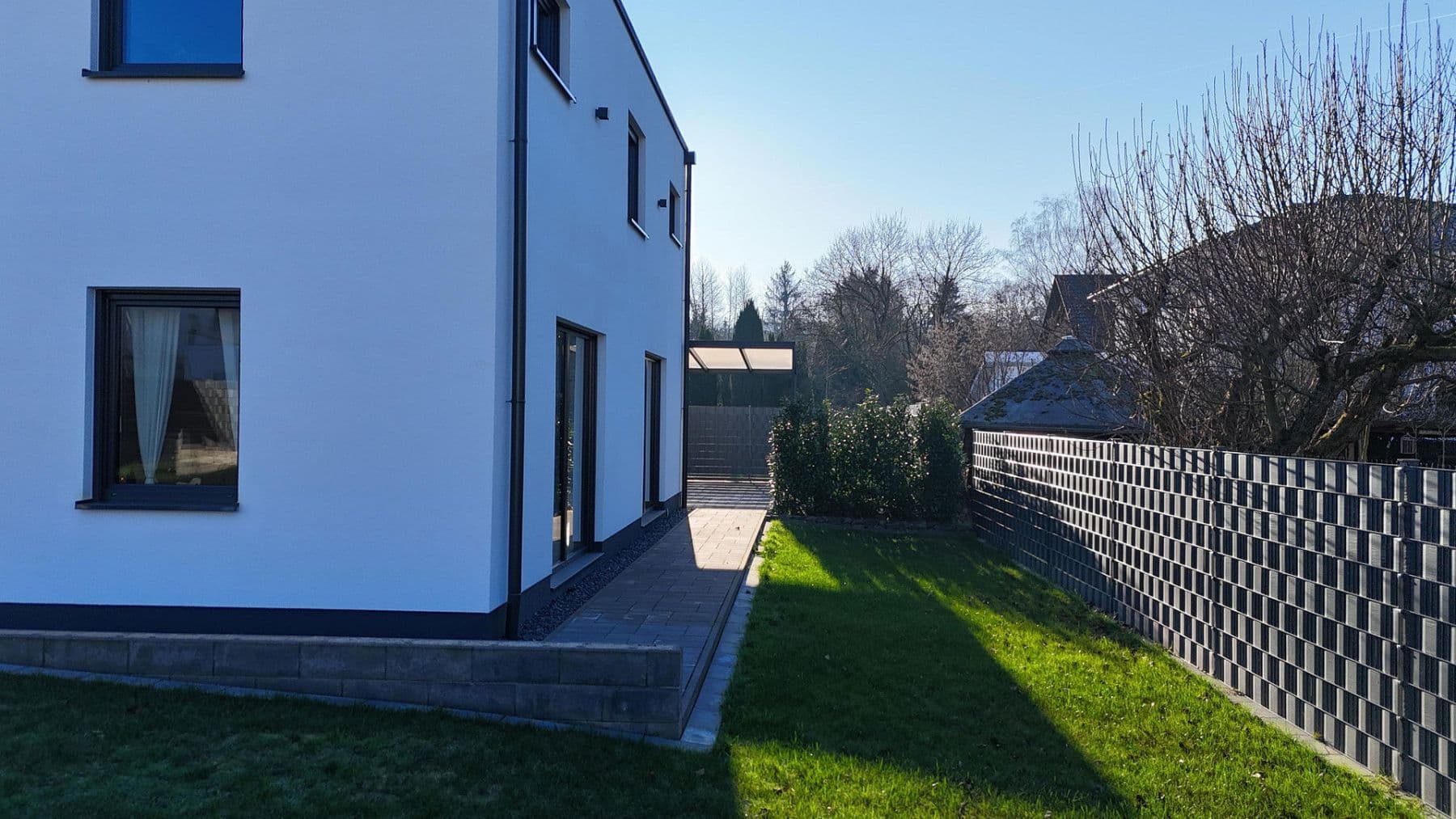 Predaj domu 198 m², pozemek 933 m², Fürthen, Porýnie-Falcko Predaj domu 198 m², pozemek 933 m², Fürthen, Porýnie-Falcko