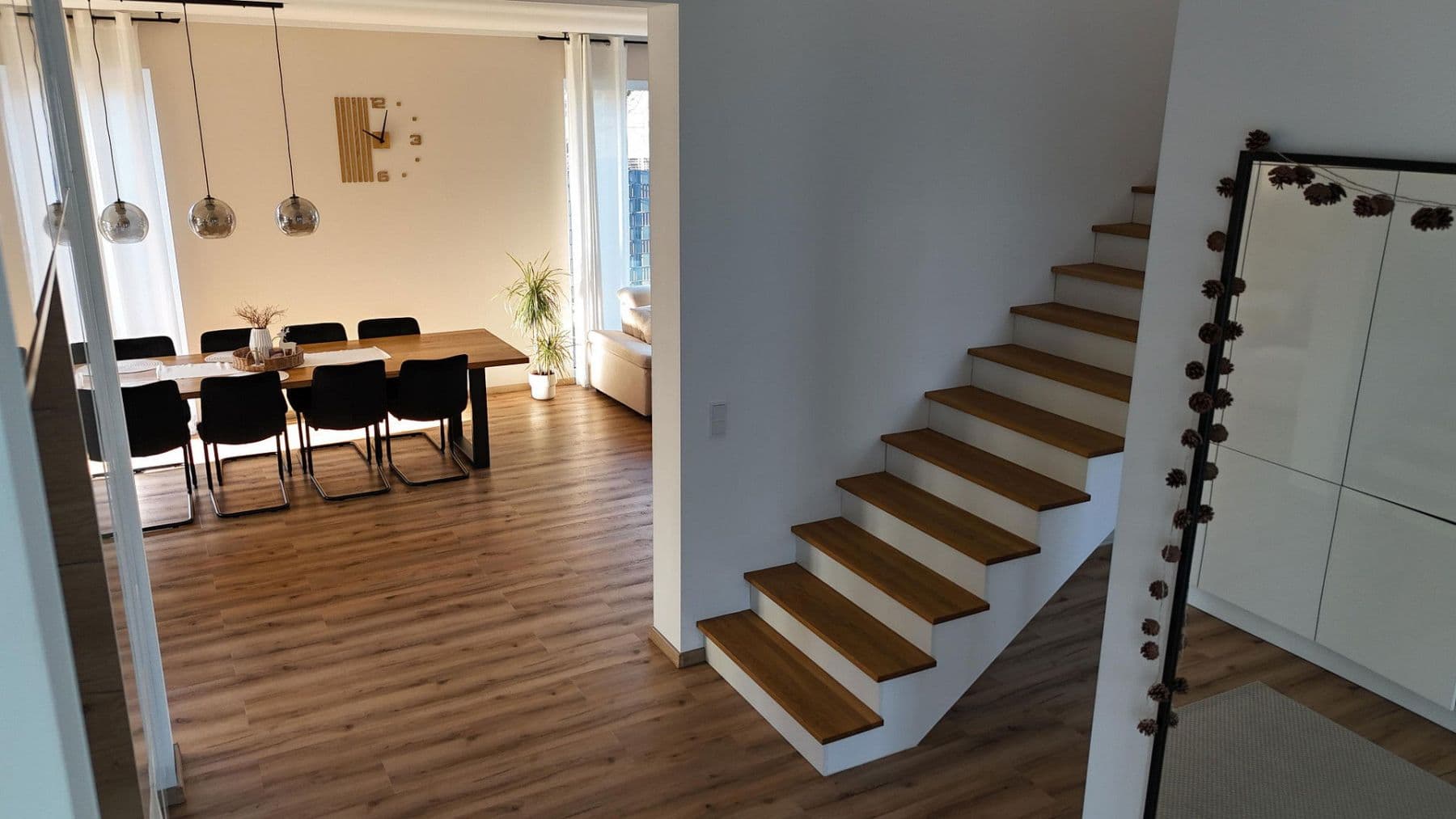 Predaj domu 198 m², pozemek 933 m², Fürthen, Porýnie-Falcko Predaj domu 198 m², pozemek 933 m², Fürthen, Porýnie-Falcko