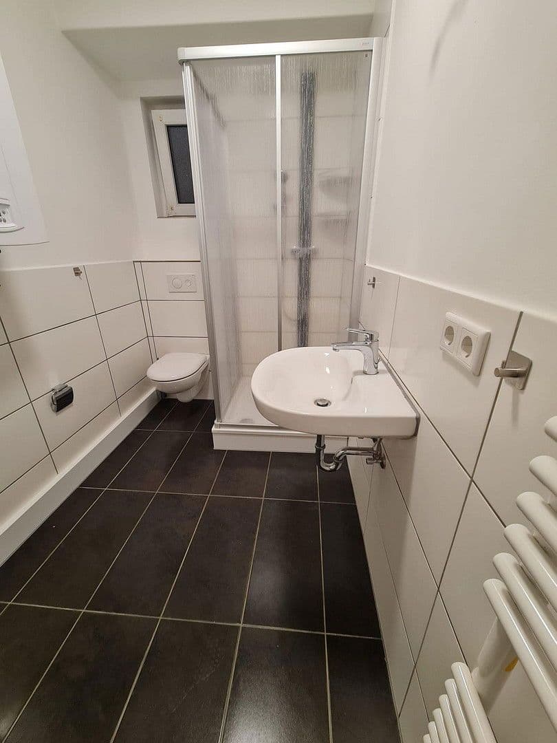 Prenájom bytu 3-izbový 71 m², Gertrudstraße 17, Oberhausen, Severné Porýnie - Westfálsko Prenájom bytu 3-izbový 71 m², Gertrudstraße 17, Oberhausen, Severné Porýnie - Westfálsko