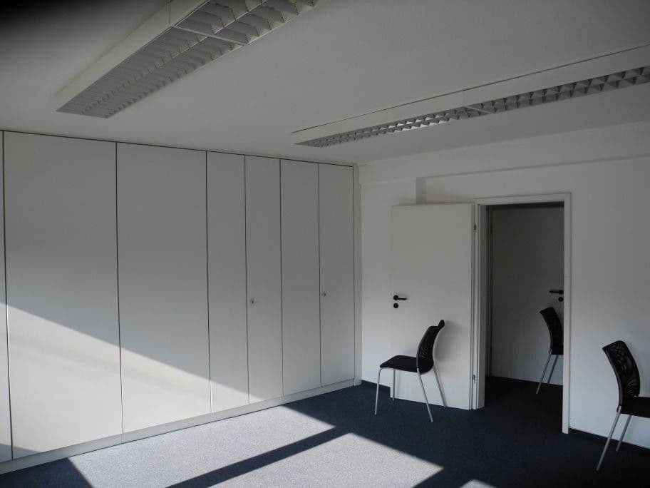 Prenájom kancelárie 129 m², Köln, Severné Porýnie - Westfálsko Prenájom kancelárie 129 m², Köln, Severné Porýnie - Westfálsko