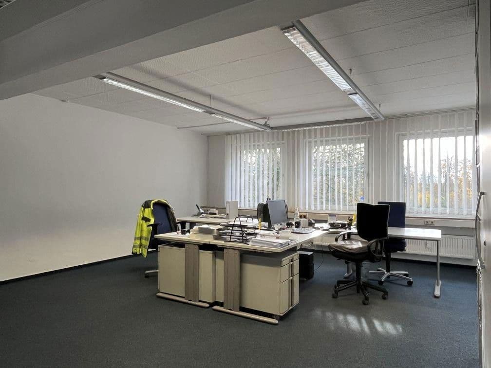 Prenájom kancelárie 129 m², Köln, Severné Porýnie - Westfálsko Prenájom kancelárie 129 m², Köln, Severné Porýnie - Westfálsko