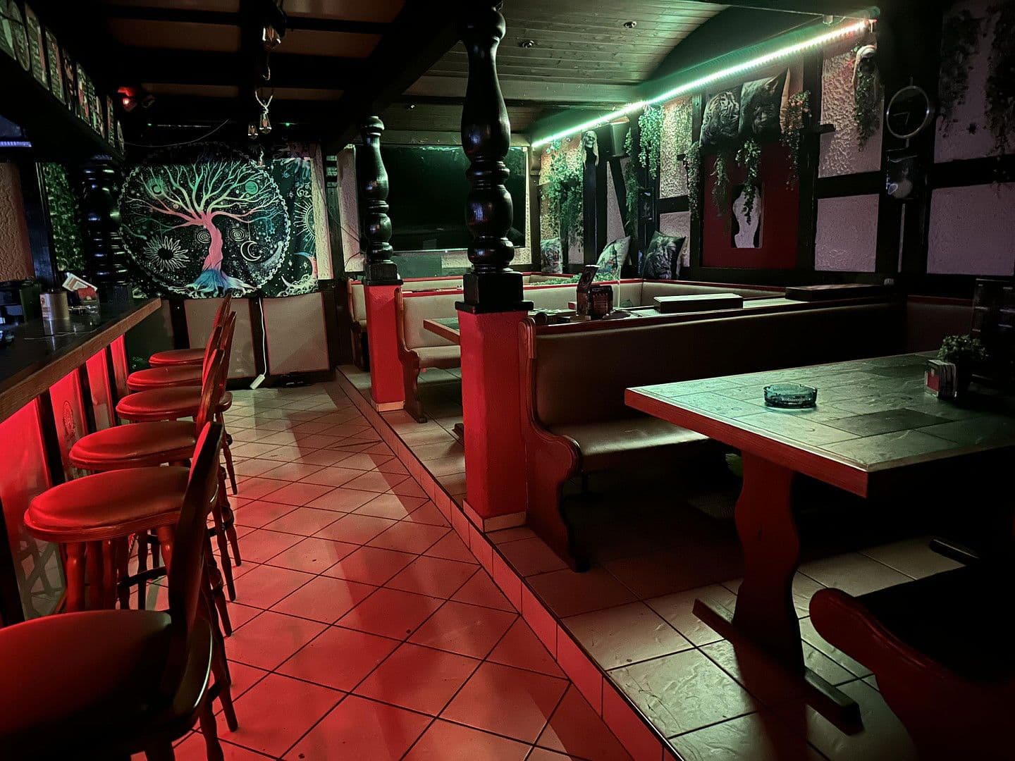 Prenájom nebytového priestoru 107 m², Obersulm, Bádensko-Wurttembersko Prenájom nebytového priestoru 107 m², Obersulm, Bádensko-Wurttembersko