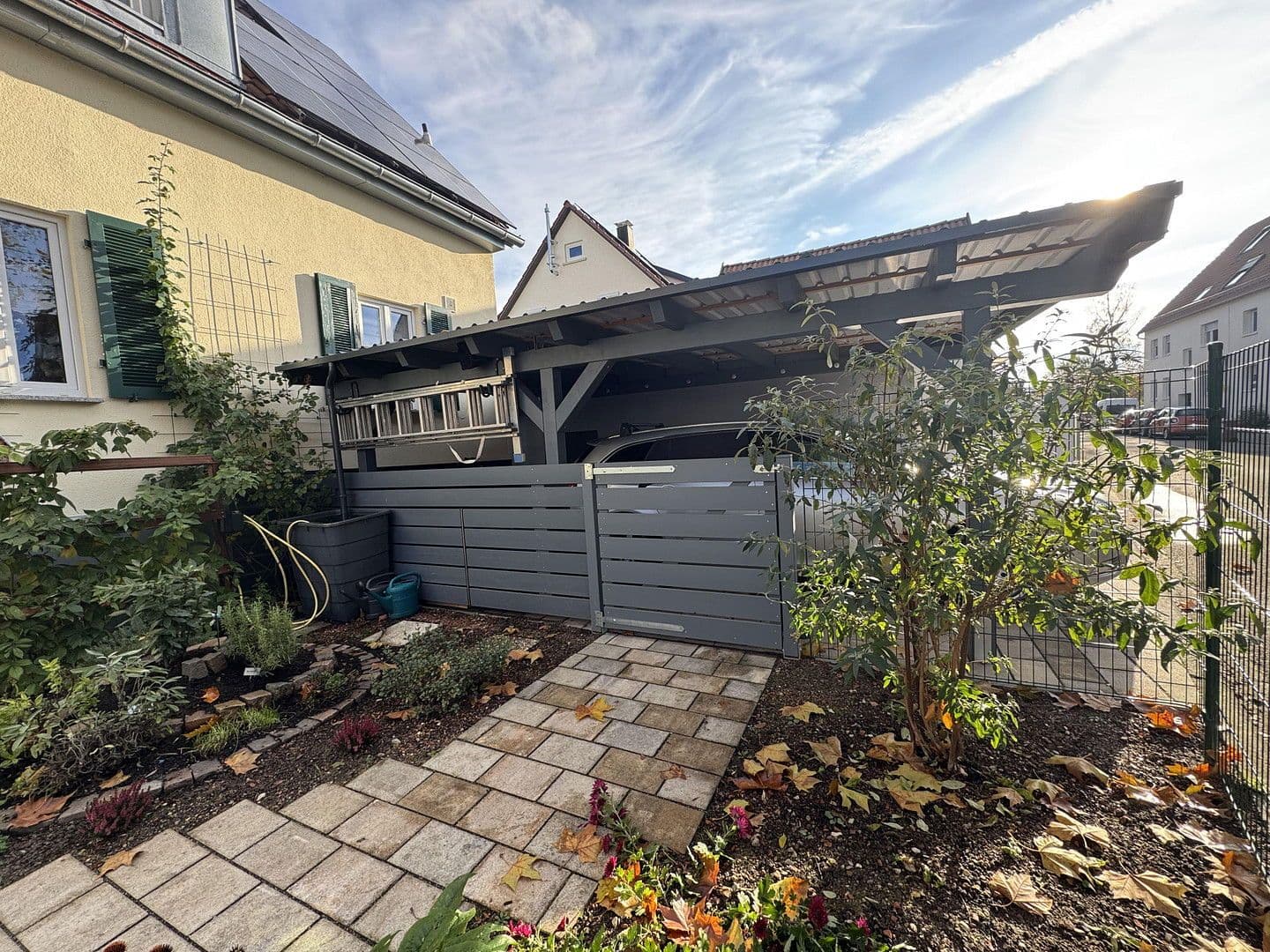 Predaj domu 170 m², pozemek 325 m², Kirchheim unter Teck, Bádensko-Wurttembersko Predaj domu 170 m², pozemek 325 m², Kirchheim unter Teck, Bádensko-Wurttembersko