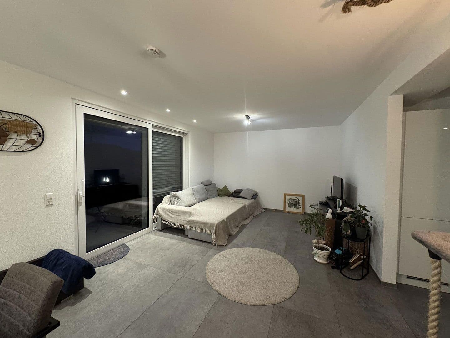 Prenájom bytu 3-izbový 100 m², Bergstrasse 11, Laufenburg (Baden), Bádensko-Wurttembersko Prenájom bytu 3-izbový 100 m², Bergstrasse 11, Laufenburg (Baden), Bádensko-Wurttembersko