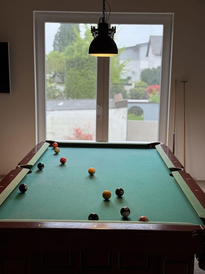 Predaj domu 220 m², pozemek 689 m², Muggensturm, Bádensko-Wurttembersko Predaj domu 220 m², pozemek 689 m², Muggensturm, Bádensko-Wurttembersko