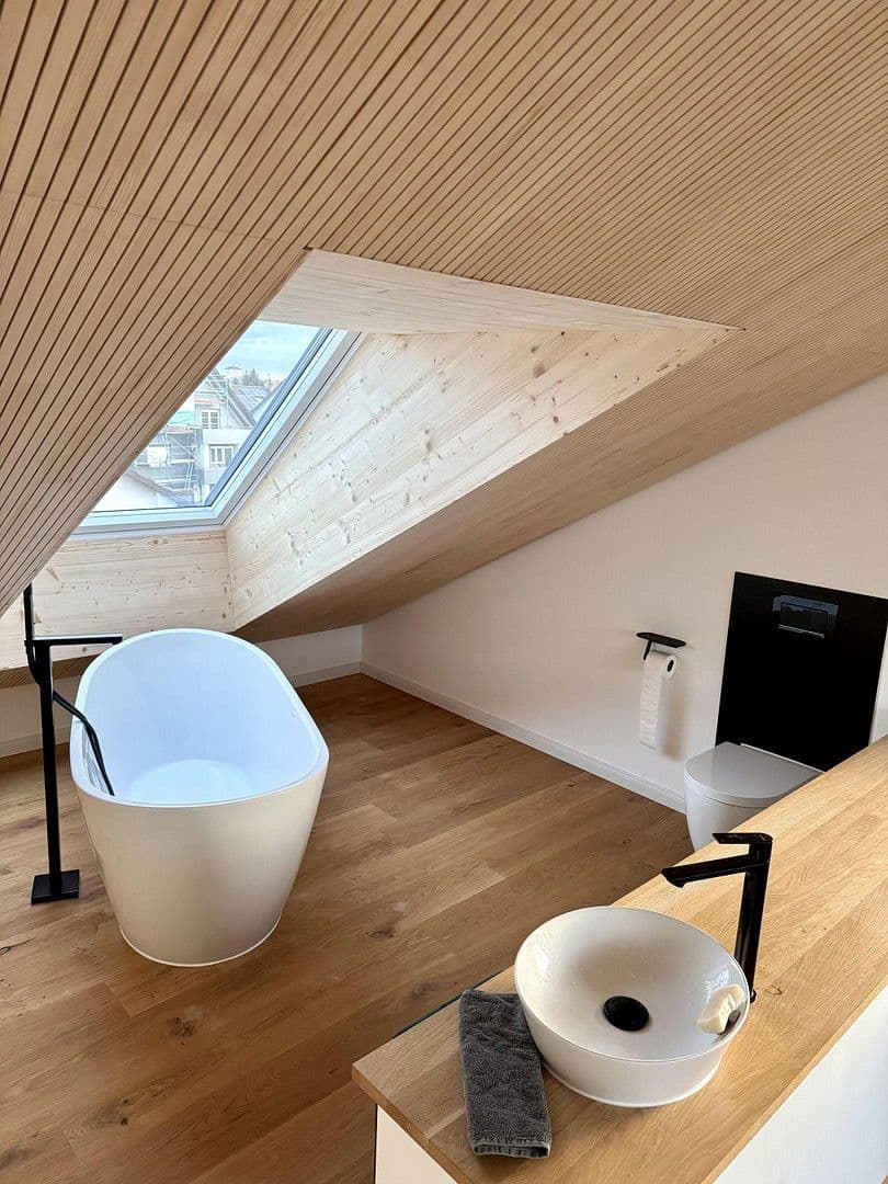 Predaj domu 220 m², pozemek 689 m², Muggensturm, Bádensko-Wurttembersko Predaj domu 220 m², pozemek 689 m², Muggensturm, Bádensko-Wurttembersko