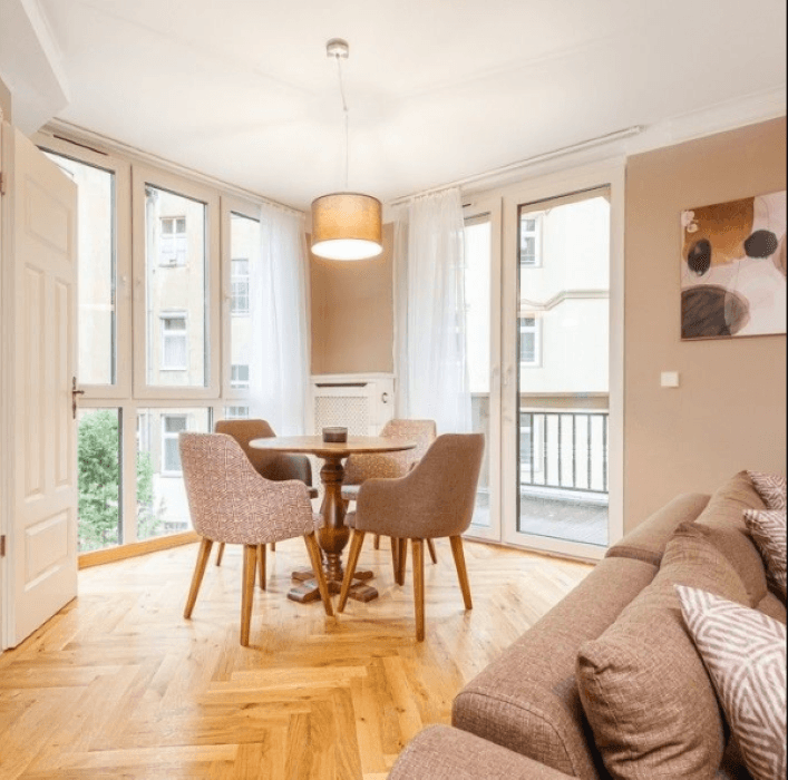 Prenájom bytu 2-izbový 40 m², Gitschiner Strasse 89a, Berlin, Berlín Prenájom bytu 2-izbový 40 m², Gitschiner Strasse 89a, Berlin, Berlín