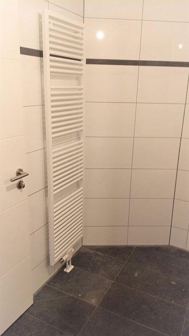 Predaj domu 1.531 m², pozemek 1.077 m², Lantzalle 1, Düsseldorf, Severné Porýnie - Westfálsko Predaj domu 1.531 m², pozemek 1.077 m², Lantzalle 1, Düsseldorf, Severné Porýnie - Westfálsko