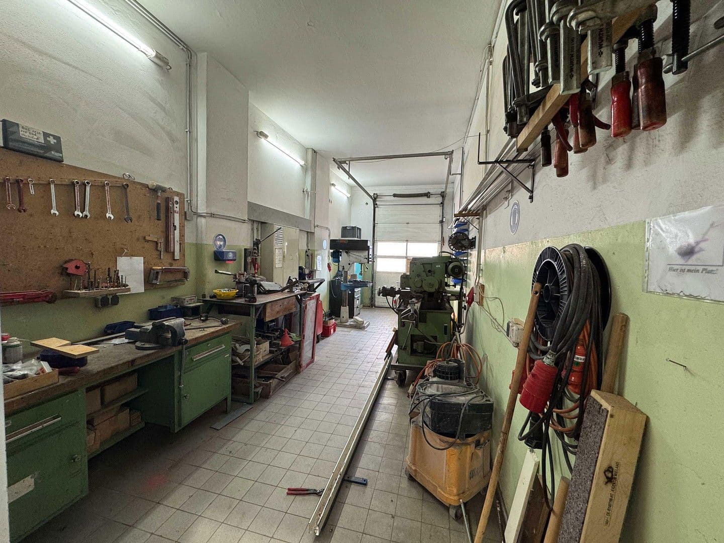 Prenájom nebytového priestoru 4.000 m², Töging, Bavorsko Prenájom nebytového priestoru 4.000 m², Töging, Bavorsko