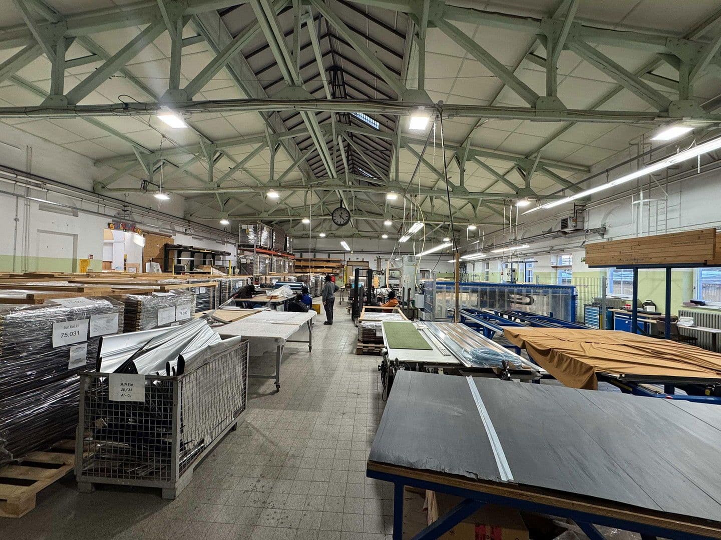 Prenájom nebytového priestoru 4.000 m², Töging, Bavorsko Prenájom nebytového priestoru 4.000 m², Töging, Bavorsko