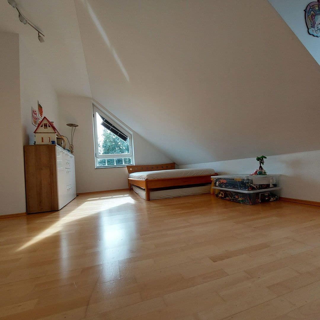 Predaj domu 137 m², pozemek 174 m², München, Bavorsko Predaj domu 137 m², pozemek 174 m², München, Bavorsko