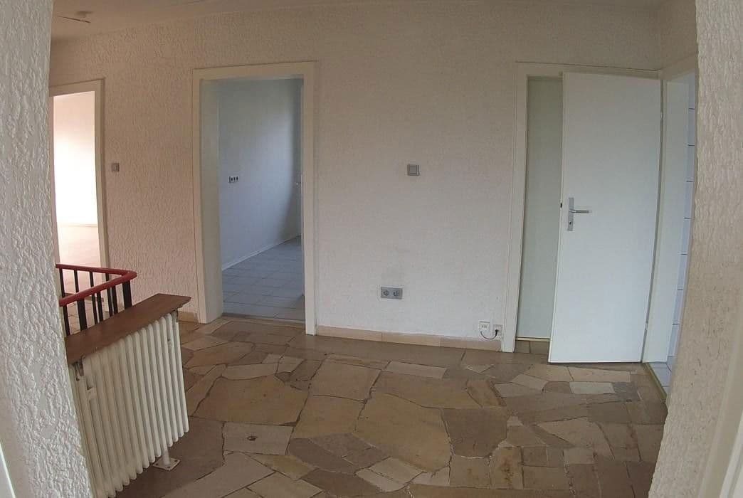 Predaj domu 163 m², pozemek 742 m², Kaiserslautern, Porýnie-Falcko Predaj domu 163 m², pozemek 742 m², Kaiserslautern, Porýnie-Falcko