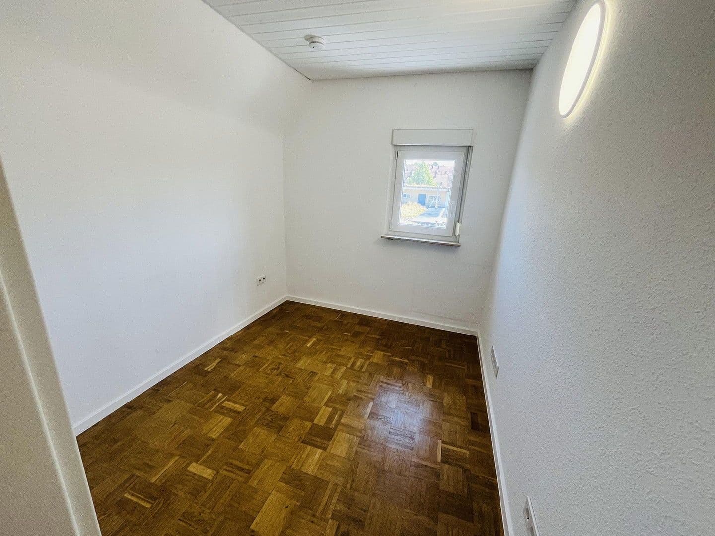 Prenájom bytu 15 m², Bottwarbahnstraße 25, Heilbronn, Bádensko-Wurttembersko Prenájom bytu 15 m², Bottwarbahnstraße 25, Heilbronn, Bádensko-Wurttembersko