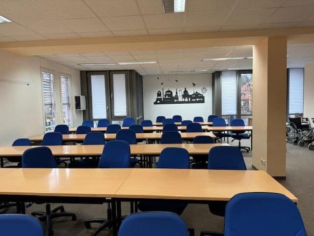 Predaj kancelárie 4.093 m², Dresden, Sasko Predaj kancelárie 4.093 m², Dresden, Sasko