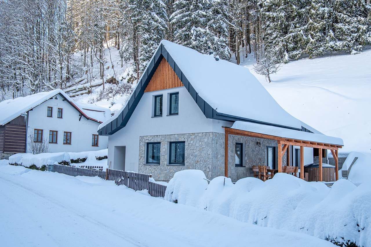 Prenájom rekreačného objektu, Dolní Dvůr, Královéhradecký kraj Prenájom rekreačného objektu, Dolní Dvůr, Královéhradecký kraj