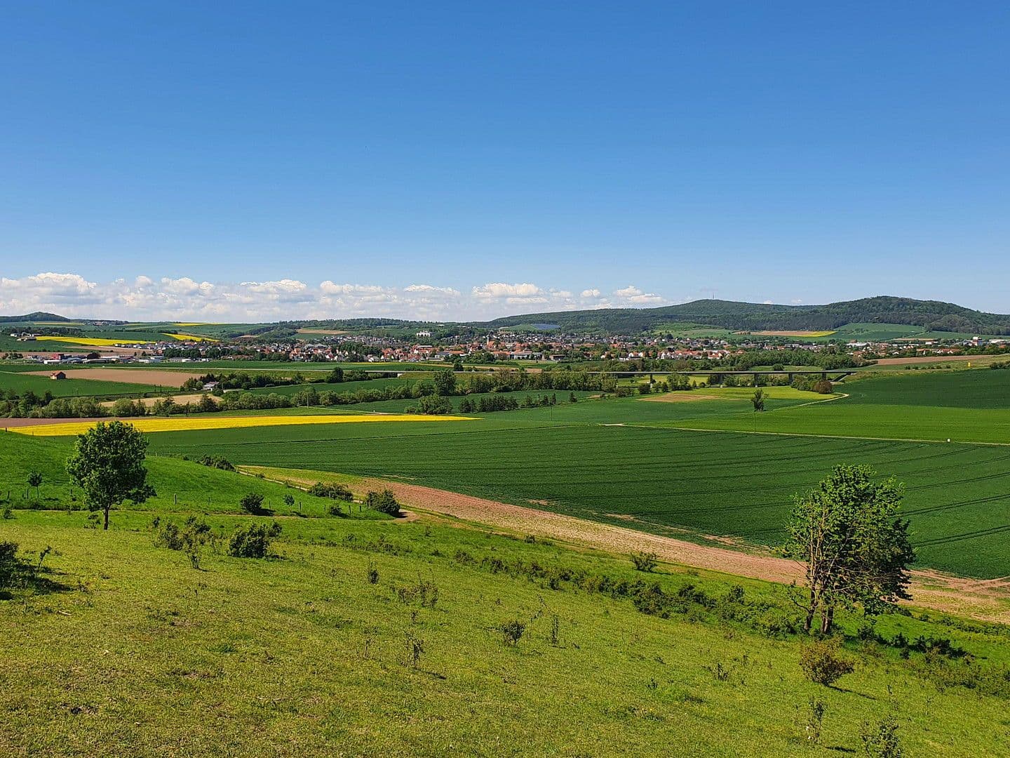Predaj pozemku 496 m², Offenbergblick 16, Hofgeismar, Hesensko Predaj pozemku 496 m², Offenbergblick 16, Hofgeismar, Hesensko