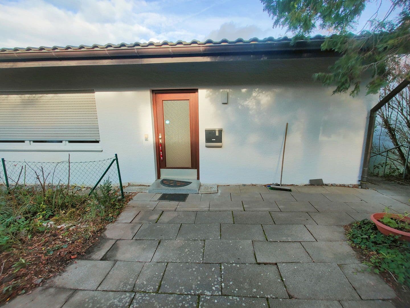 Prenájom bytu 2-izbový 65 m², Reutlingen, Bádensko-Wurttembersko Prenájom bytu 2-izbový 65 m², Reutlingen, Bádensko-Wurttembersko