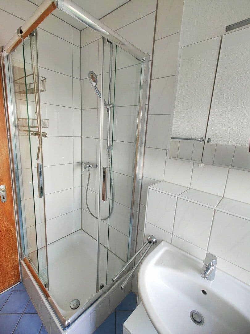 Prenájom bytu 2-izbový 65 m², Reutlingen, Bádensko-Wurttembersko Prenájom bytu 2-izbový 65 m², Reutlingen, Bádensko-Wurttembersko