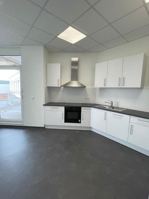 Prenájom kancelárie 566 m², Andernacher Straße 18, Nürnberg, Bavorsko Prenájom kancelárie 566 m², Andernacher Straße 18, Nürnberg, Bavorsko