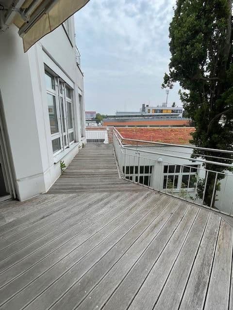 Prenájom kancelárie 566 m², Andernacher Straße 18, Nürnberg, Bavorsko Prenájom kancelárie 566 m², Andernacher Straße 18, Nürnberg, Bavorsko