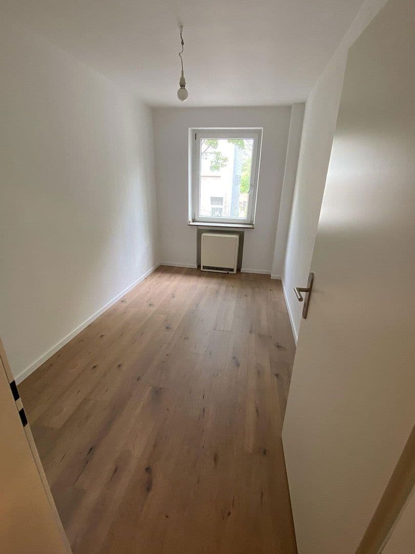 Prenájom bytu 3-izbový 75 m², Cecilienstr. 3, Moers, Severné Porýnie - Westfálsko Prenájom bytu 3-izbový 75 m², Cecilienstr. 3, Moers, Severné Porýnie - Westfálsko